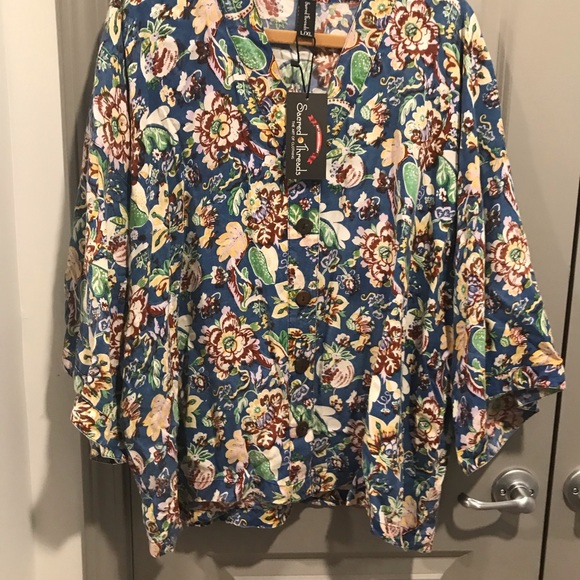 NWT.   L/XL. Sacred Threads Kimono Jacket 218191 BL/RD1 - Picture 2 of 4